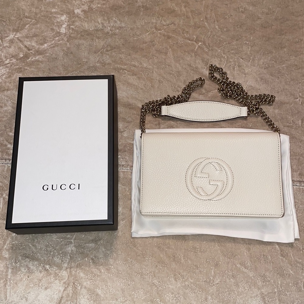 Gucci Soho Disco Crossbody Bag in Ivory